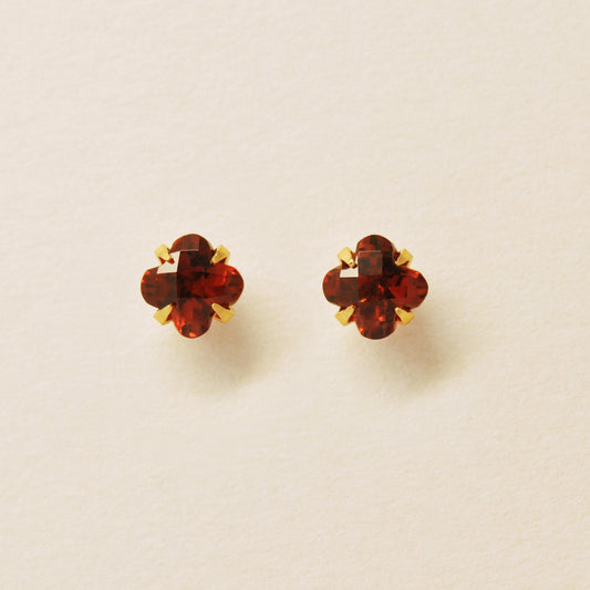 [Second Earrings] 18K Yellow Gold Lily-Cut Garnet Earrings - Product Image