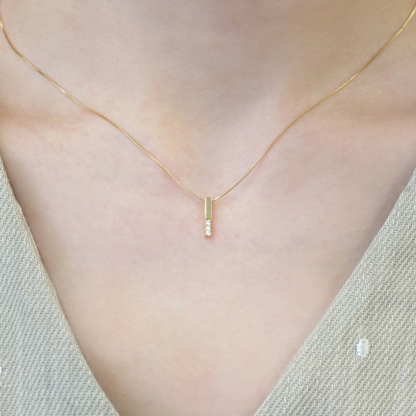 10K Yellow Gold Diamond Bar Necklace - Model Image
