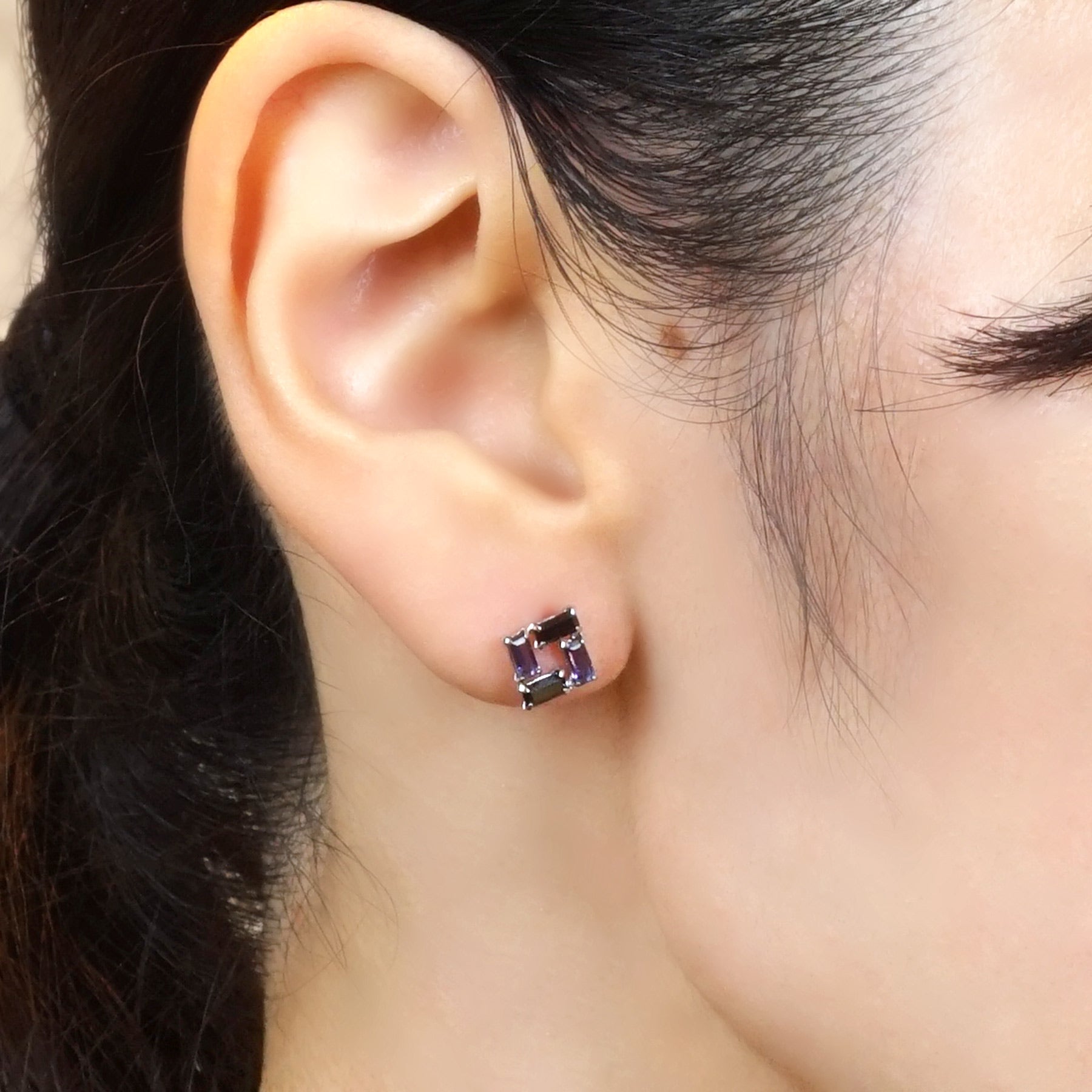 14K/10K White Gold Iolite 4-Block Square Earrings - Model Image