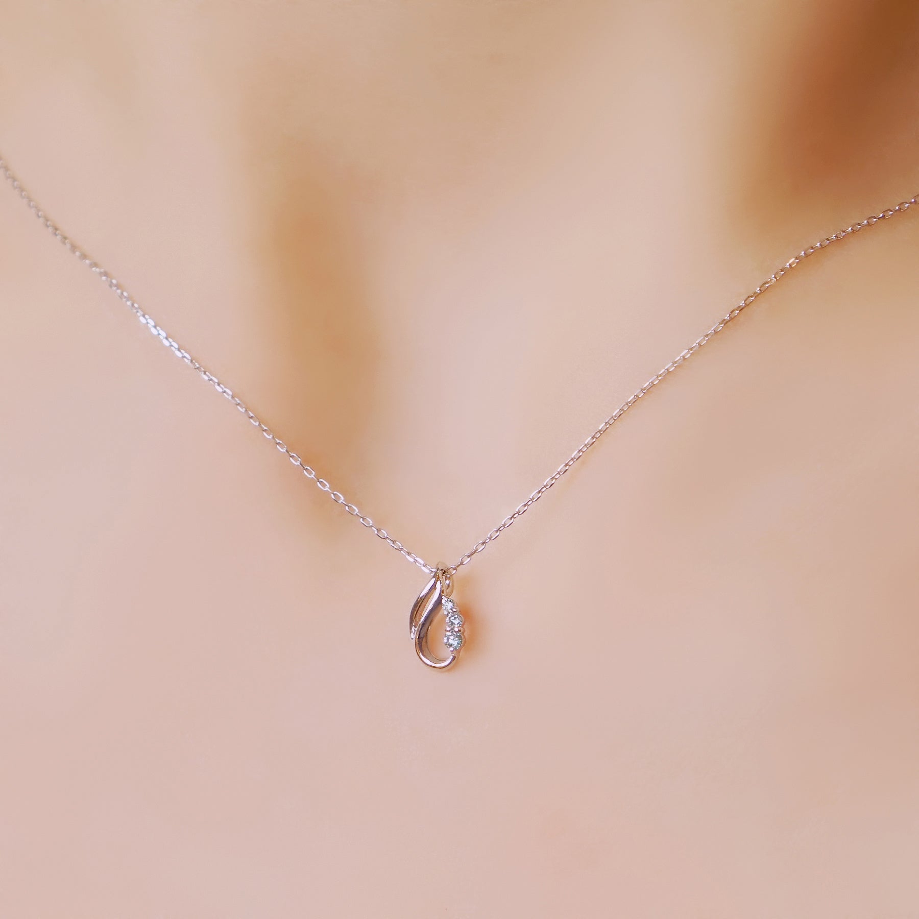 10K White Gold Diamond Tier Design Necklace - Model Image