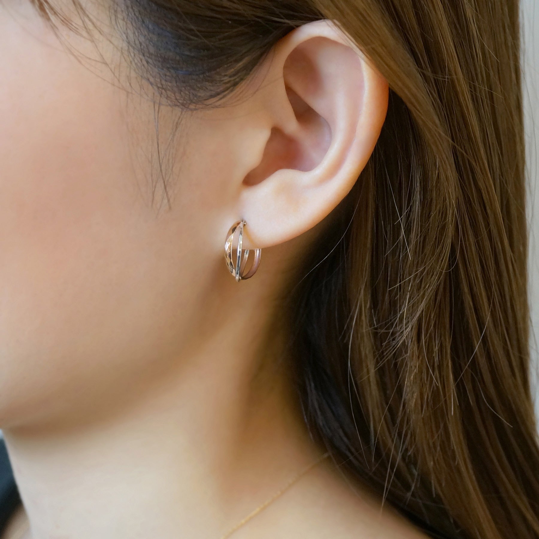 14K/10K Gold Rhombus Cut Mixed Hoop Earrings (Large) (Rose Gold / White Gold) - Model Image