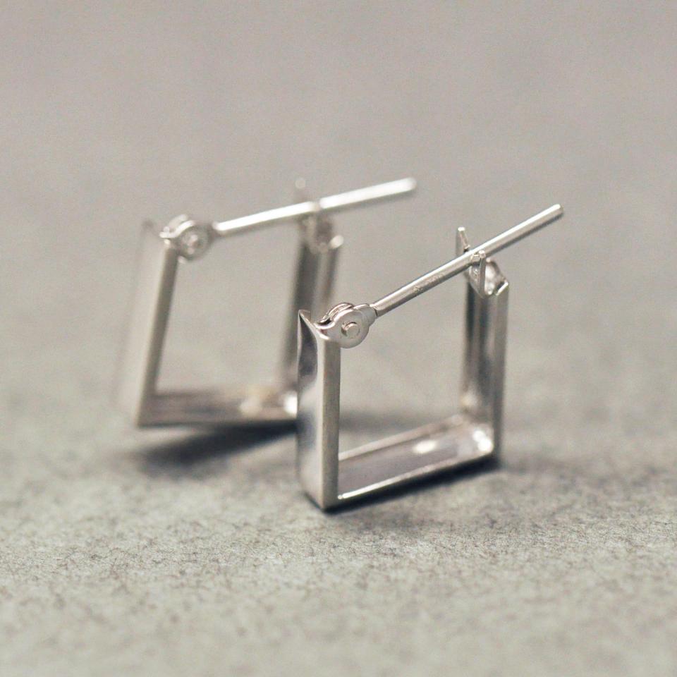 10K White Gold Square Bridge Earrings - Product Image