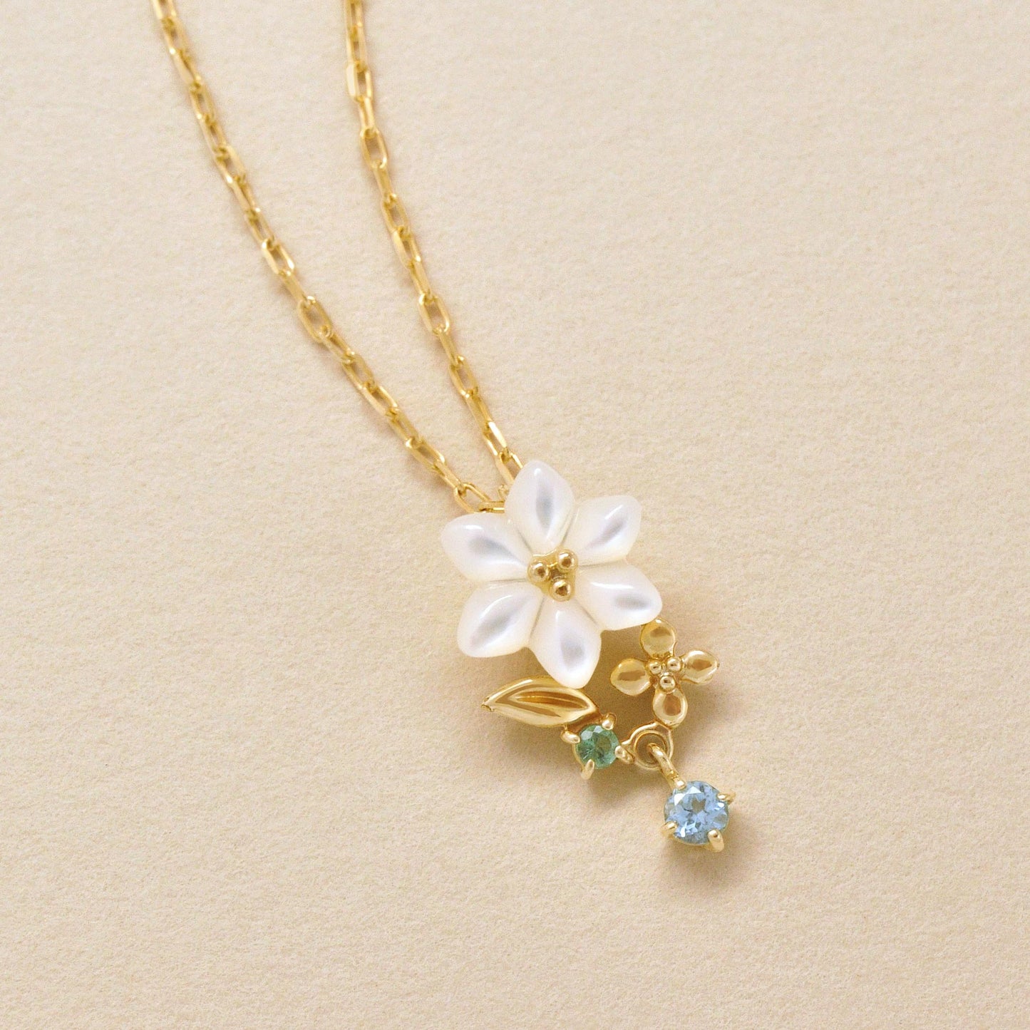 [Birth Flower Jewelry] November - Bouvardia Necklace (10K Yellow Gold) - Product Image