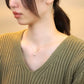 [Birth Flower Jewelry] November - Bouvardia Necklace (10K Yellow Gold) - Model Image