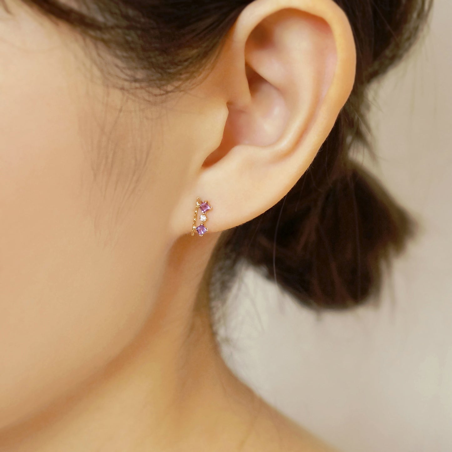 18K/10K Yellow Gold Rhodolite Garnet 3-Stone Bar Earrings - Model Image