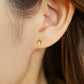 [Second Earrings] 18K Yellow Gold 6 Flower Single Earring - Model Image