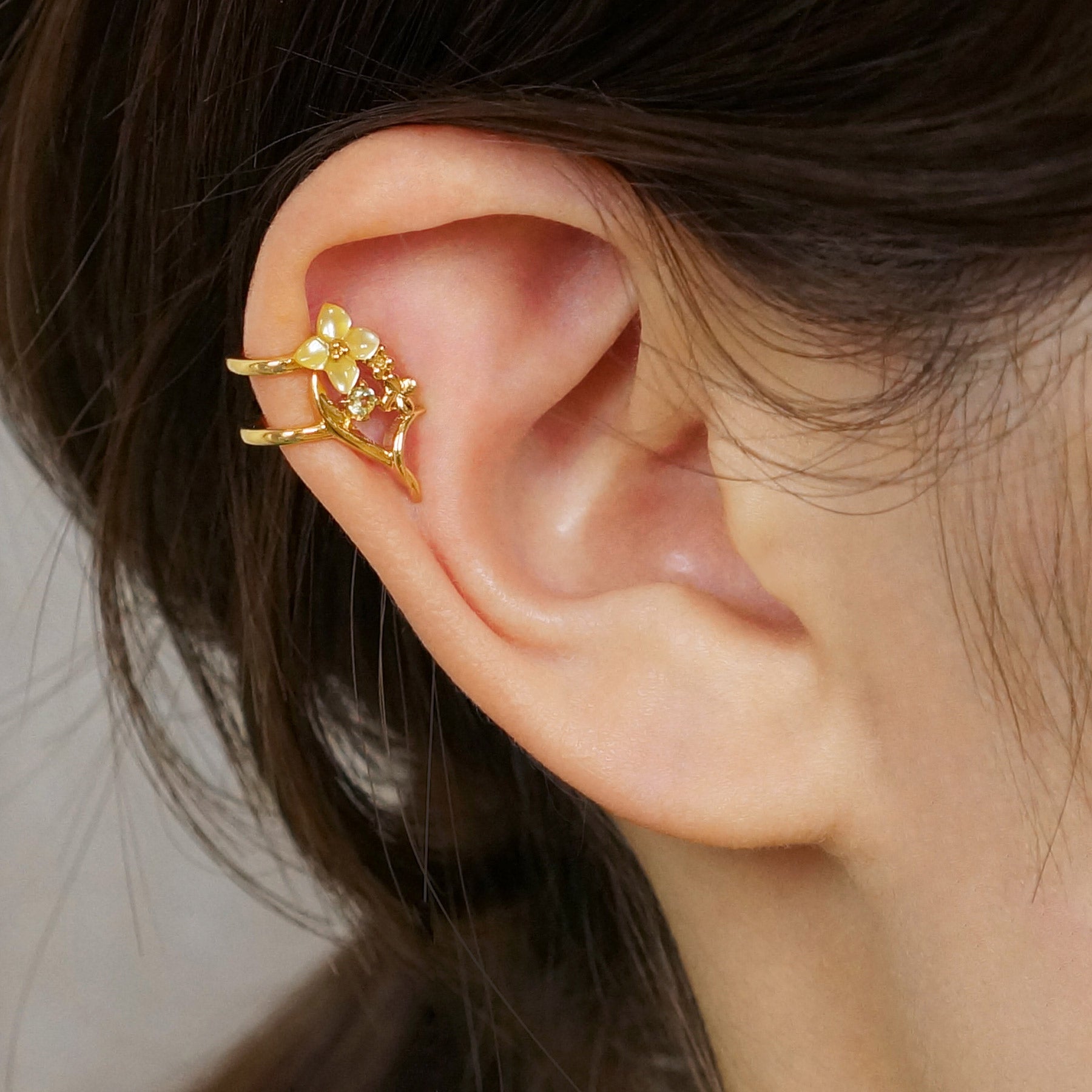 [GARDEN] 925 Sterling Silver Yellow Shell Rape Blossoms Ear Cuff - Model Image