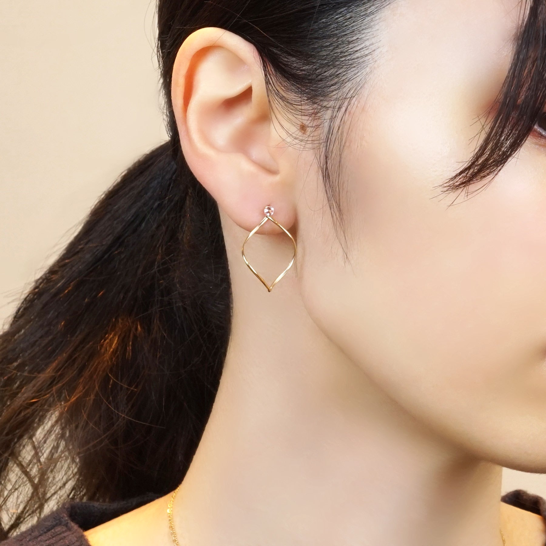 [Second Earrings] 18K Yellow Gold Pink Tourmaline Earrings - Model Image