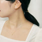 [Airy Clip-On Earrings] 10K Gradient Bar Earrings (Yellow Gold) - Model Image
