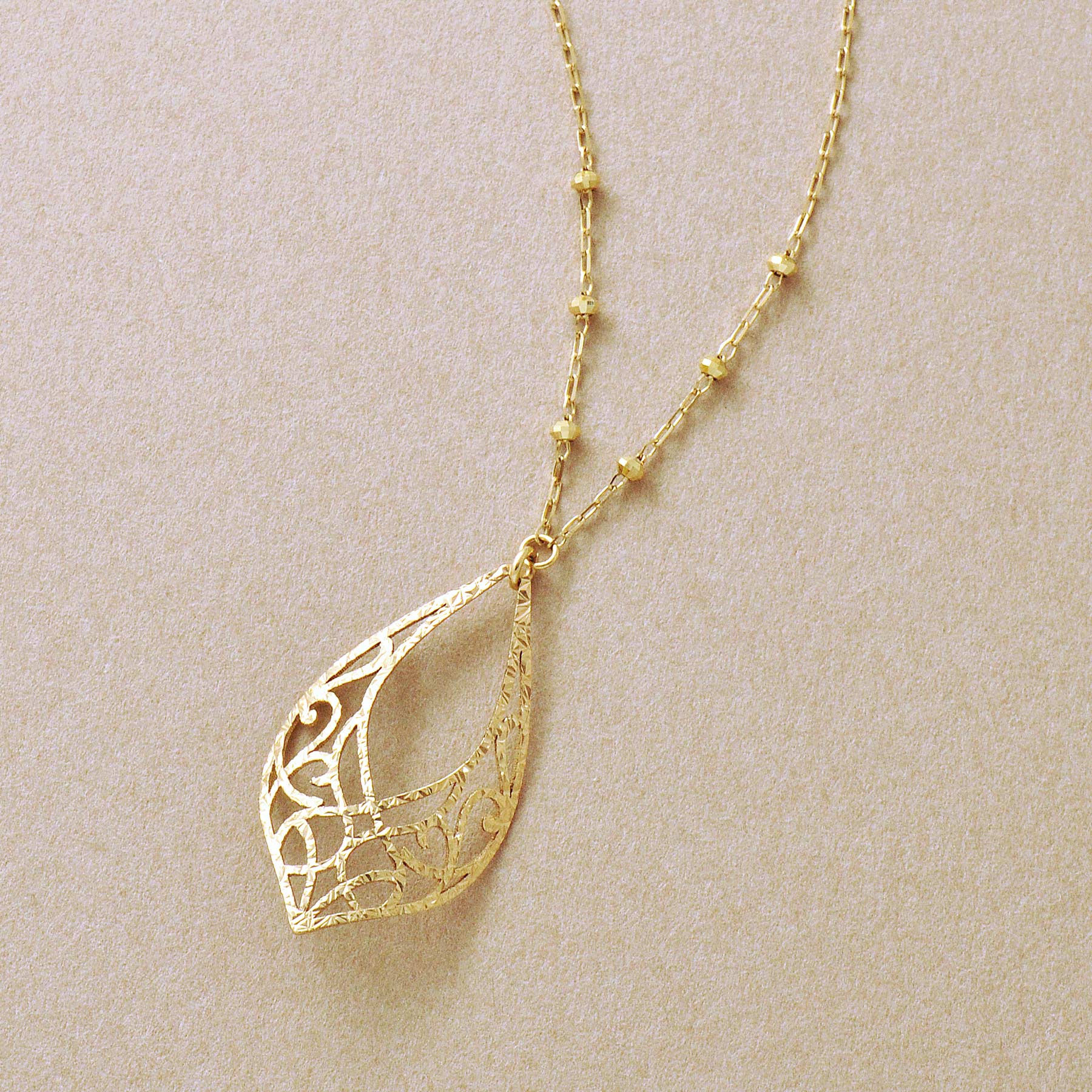 10K Open Work Leaf Design Necklace (Yellow Gold) - Product Image