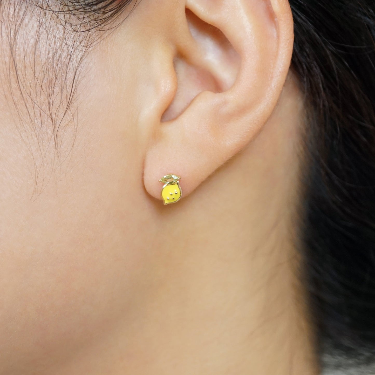 [Solo Earring] 18K/10K Lemon Single Earring (Yellow Gold) - Model Image