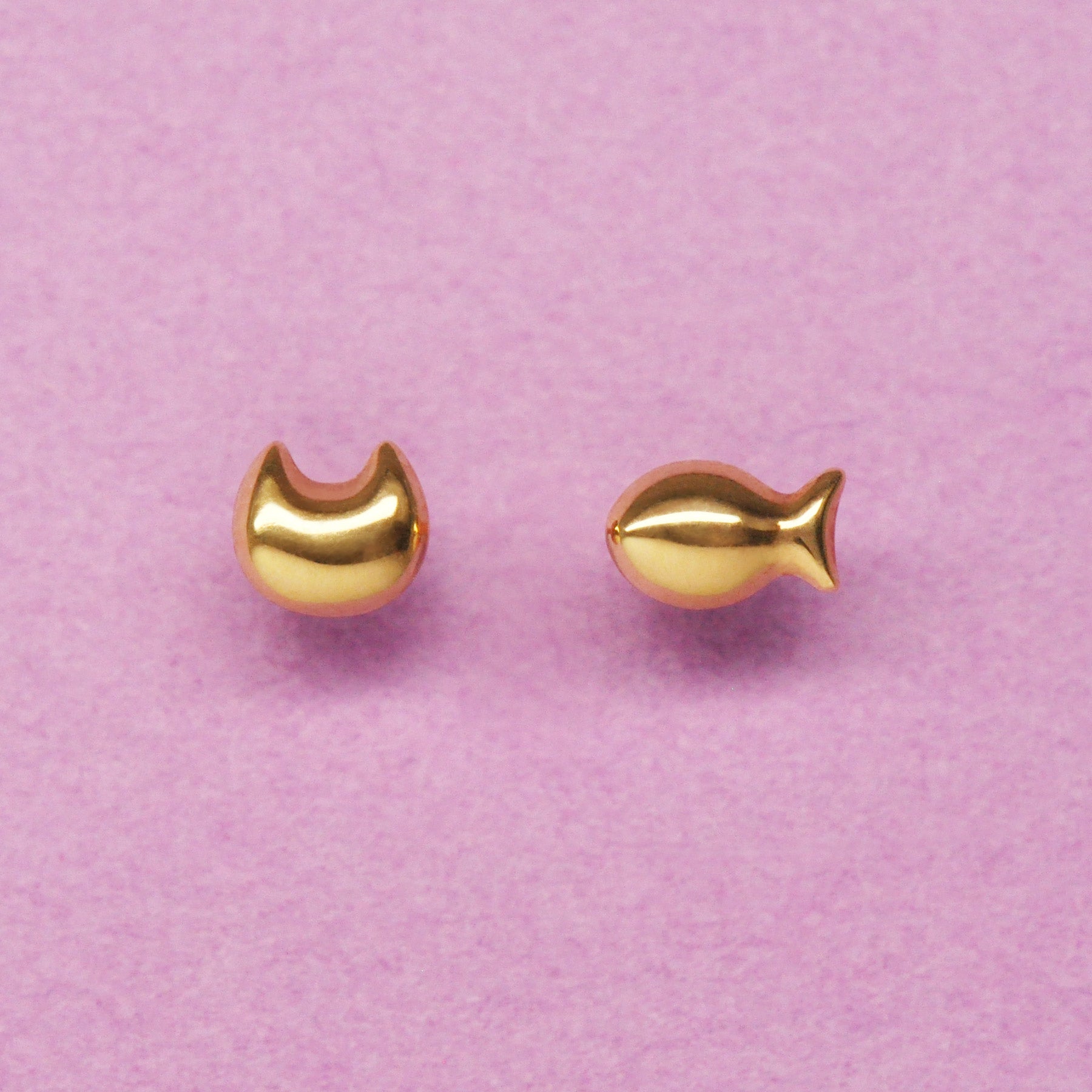 [Second Earrings] 18K Yellow Gold Yellow Cat & Fish Earrings - Product Image
