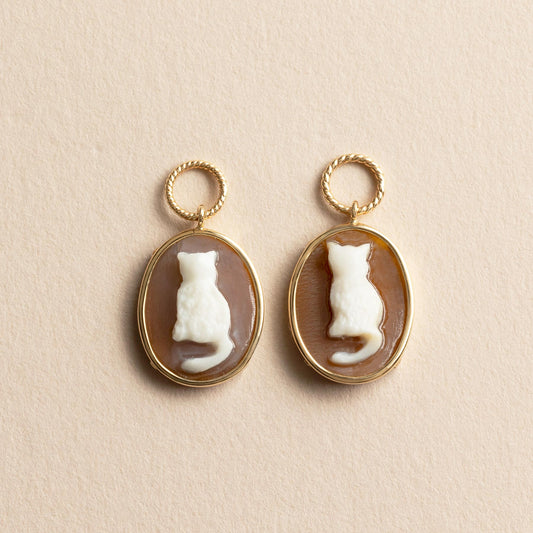 [Palette] 10K Shell Cameo Cat Charms (Yellow Gold) - Product Image