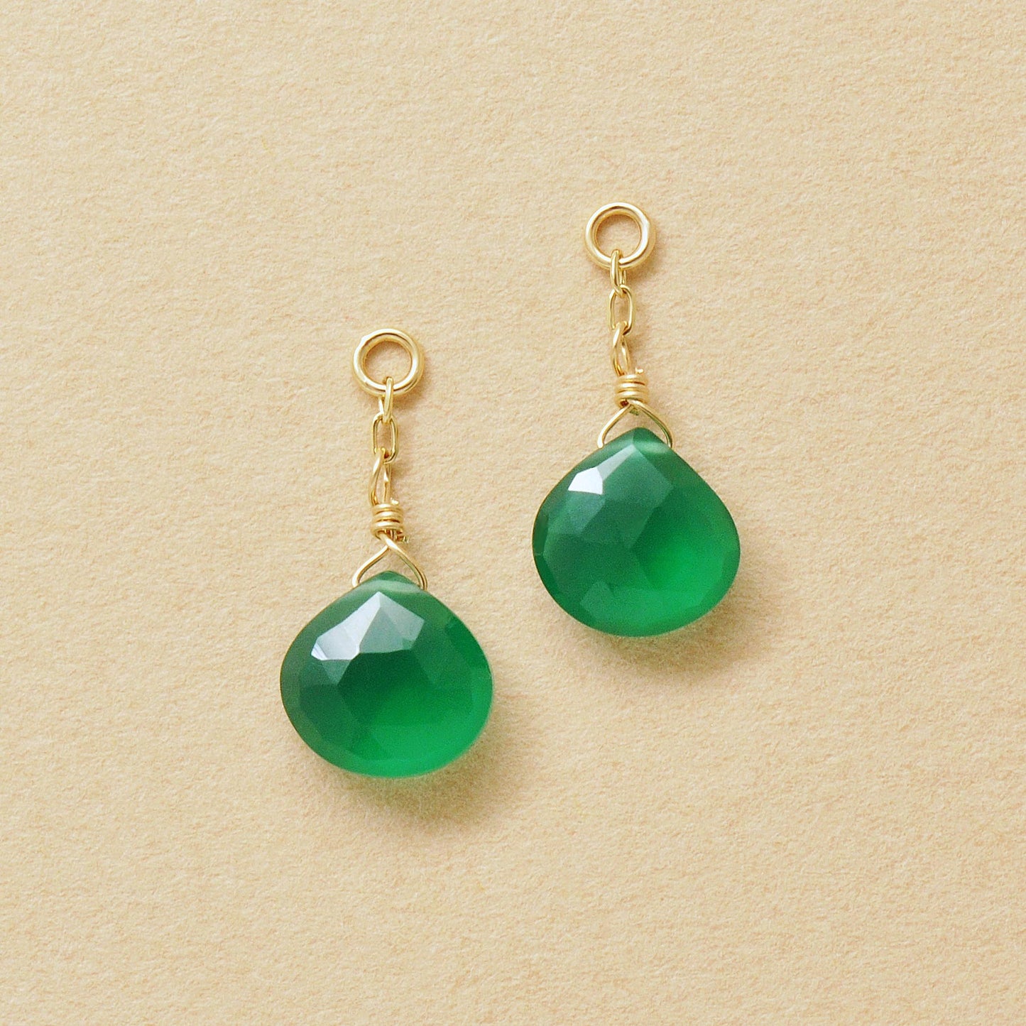 [Palette] 10K Green Onyx Charms (Yellow Gold) - Product Image