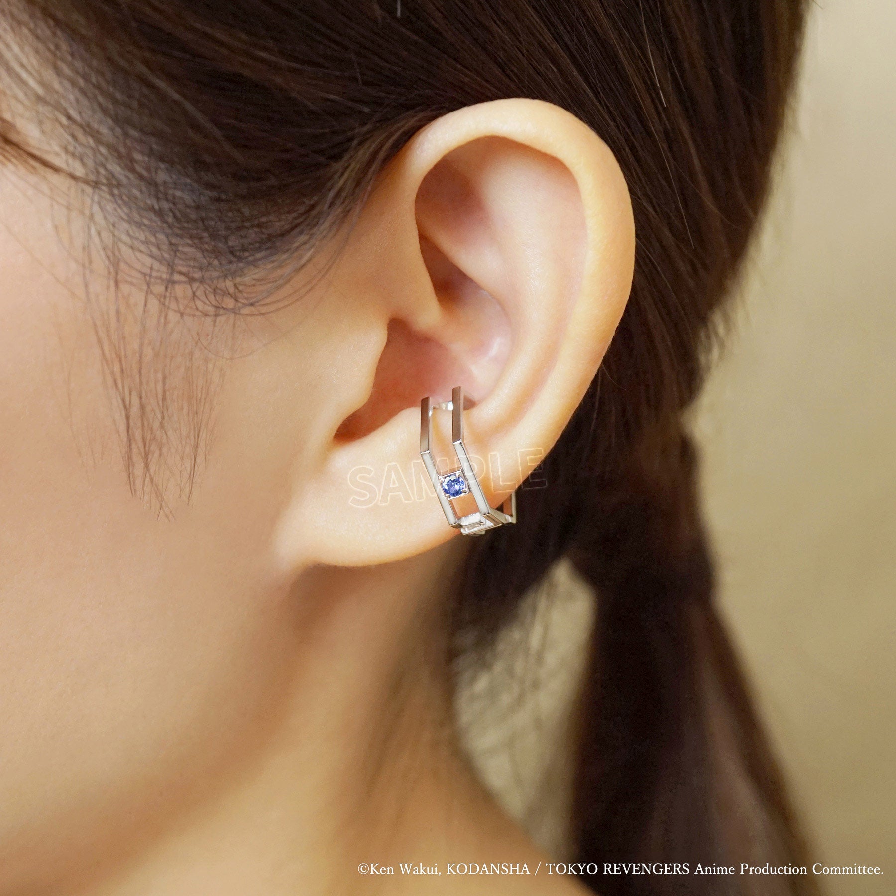 Tokyo Revengers - 2Way Ear Cuff (Keisuke Baji) - Model Image