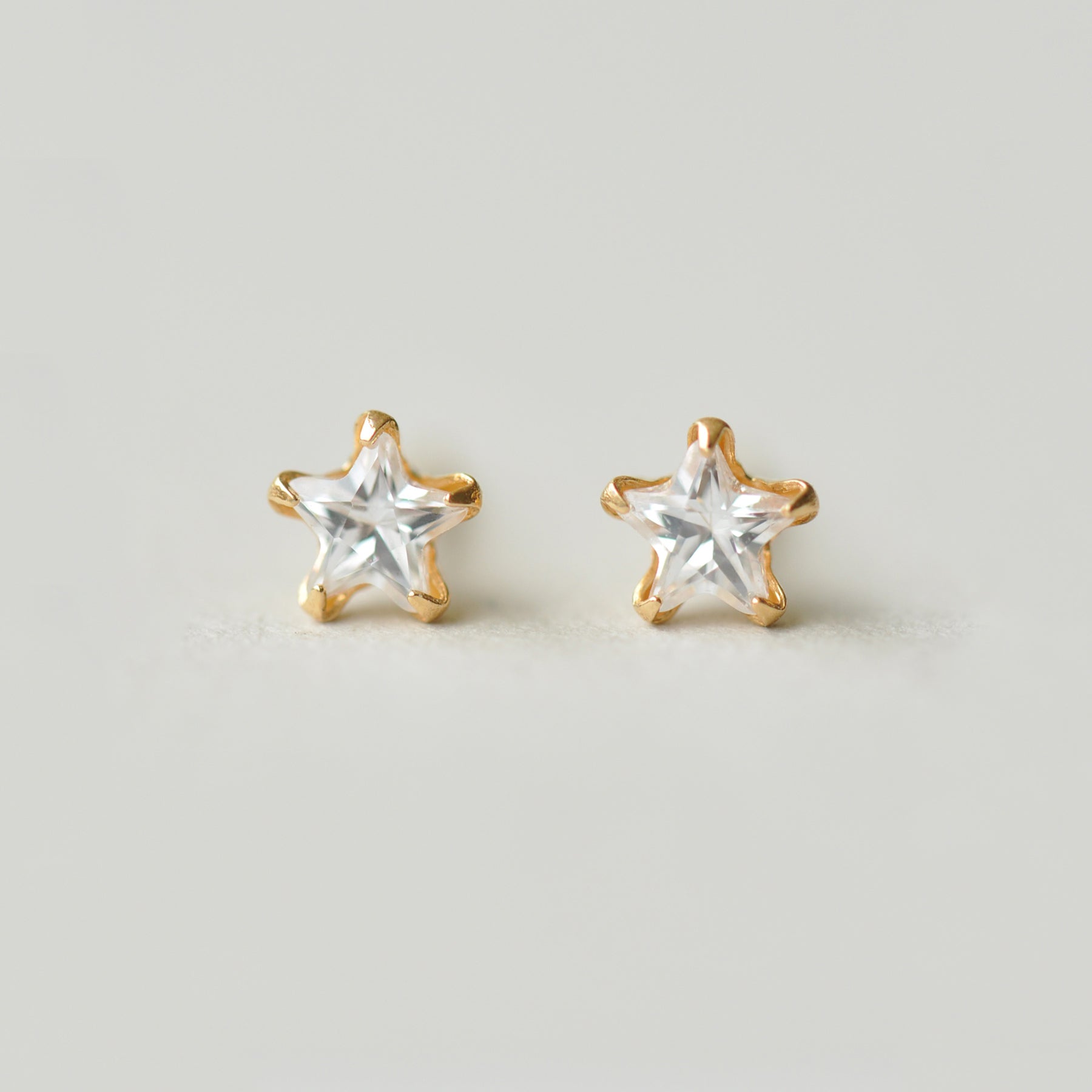 [Second Earrings] 18K Yellow Gold Star Cut Clear Cubic Zirconia Earrings - Product Image