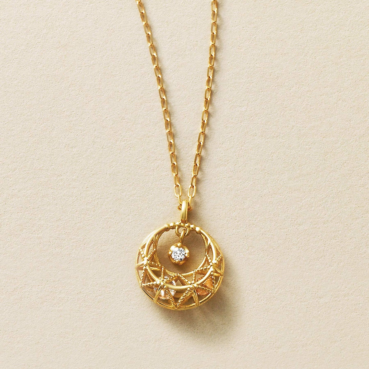 [Pannier] 18K Yellow Gold Crescent Necklace - Product Image