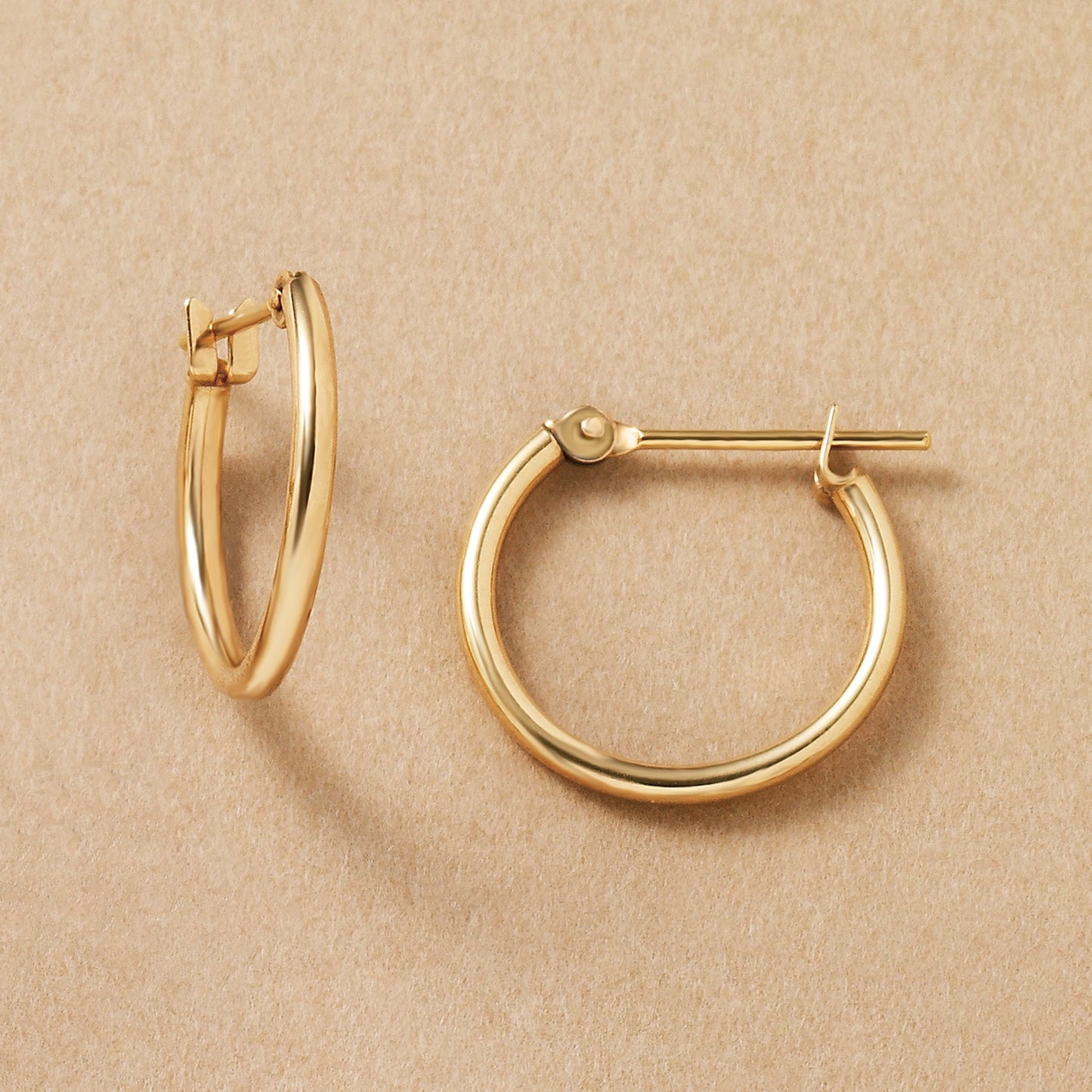 18K/10K Yellow Gold Pipe Hoop Earrings 15mm - Product Image