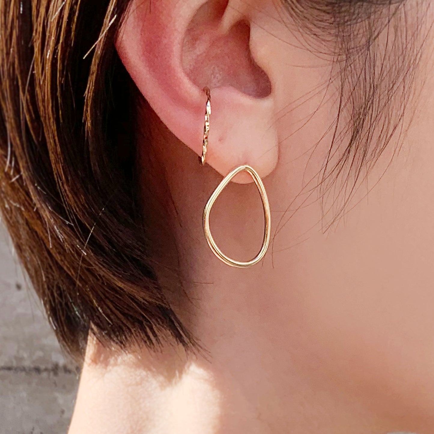 18K/10K Yellow Gold Organic Design Earrings - Model Image