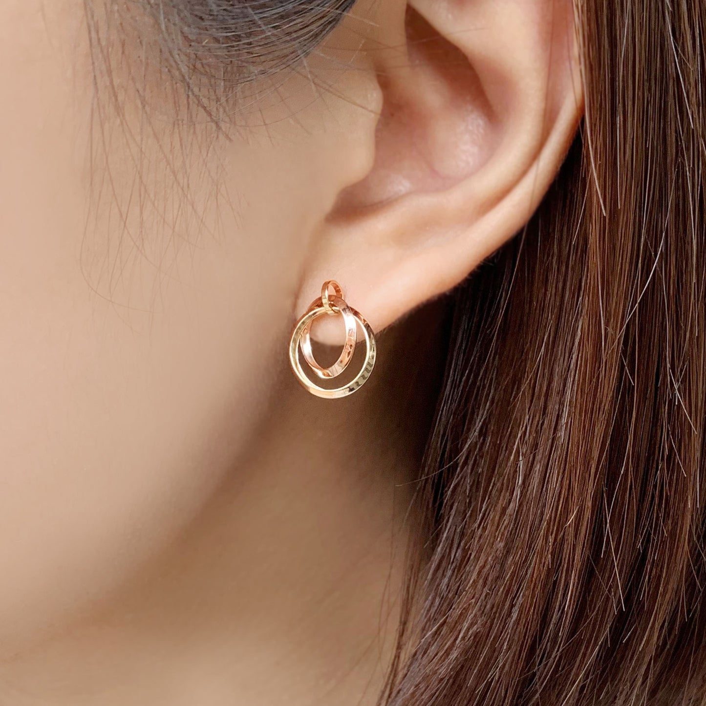 18K/10K Gold Tripartite Circle Earrings (Yellow Gold / Rose Gold) - Model Image