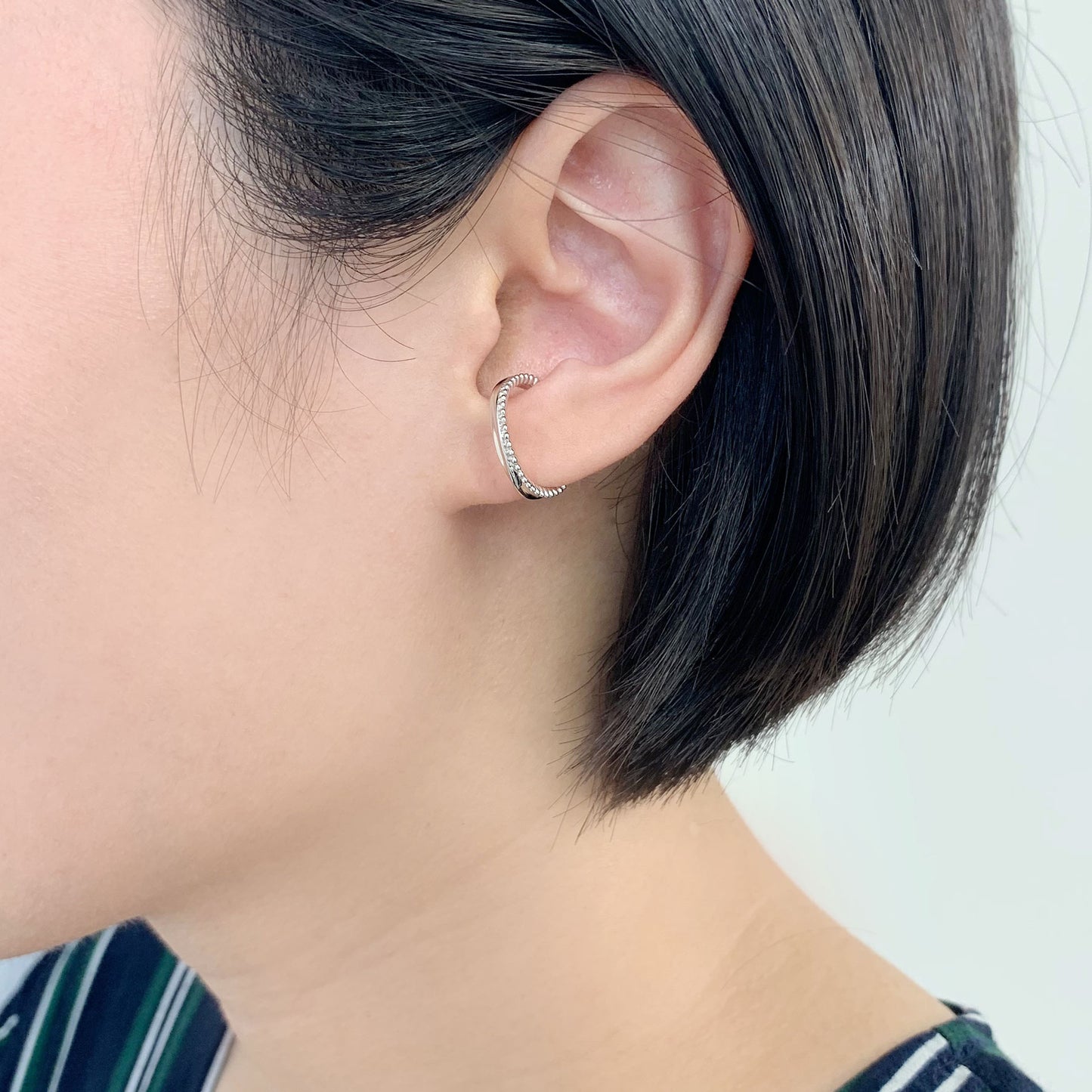 925 Sterling Silver Ear Cuff (Rhodium Plated) - Model Image