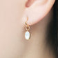 [Palette] 10K Yellow Gold White Shell Small Charms - Model Image