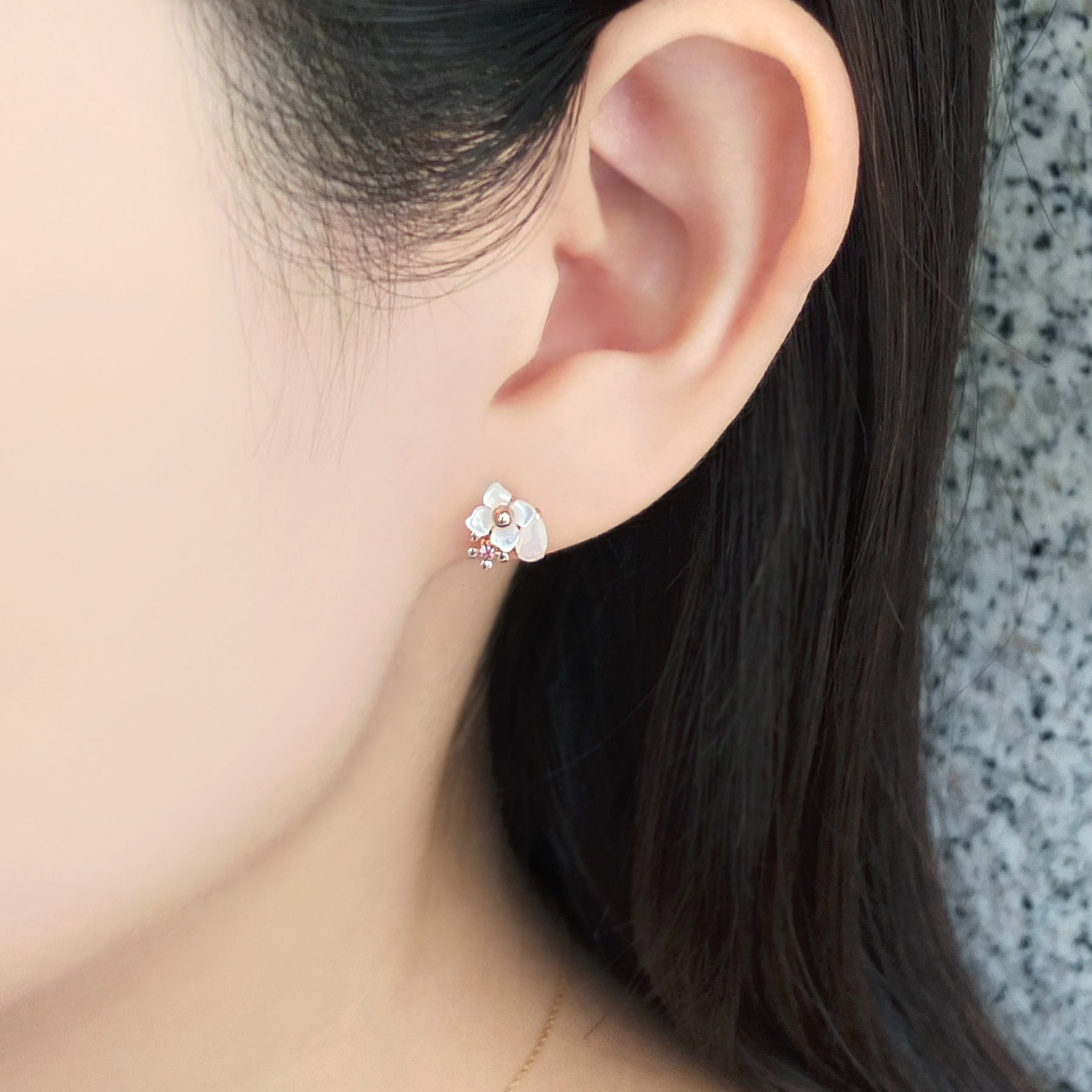 18K / 10K Rose Gold Rhodolite Garnet Holy Flower Earrings - Model Image