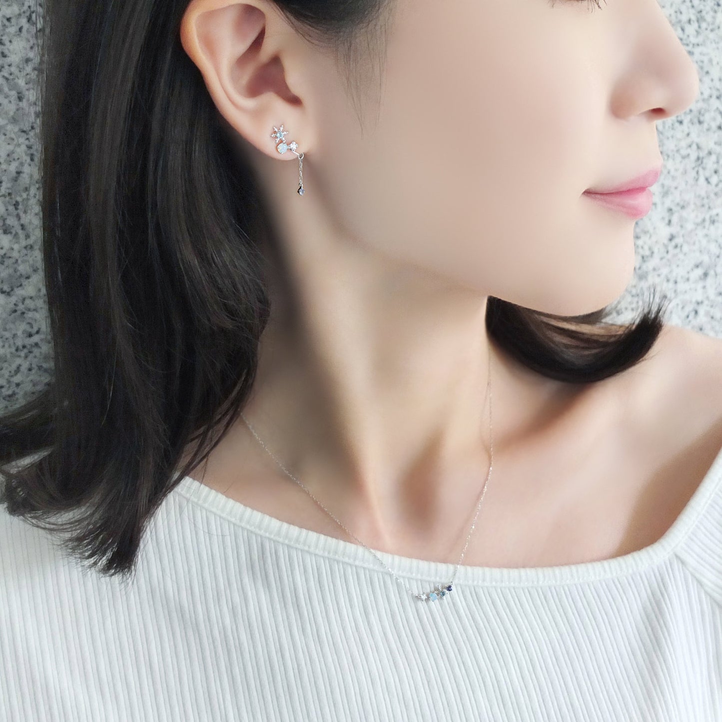 10K White Gold Tanzanite Snow Crystal Necklace - Model Image