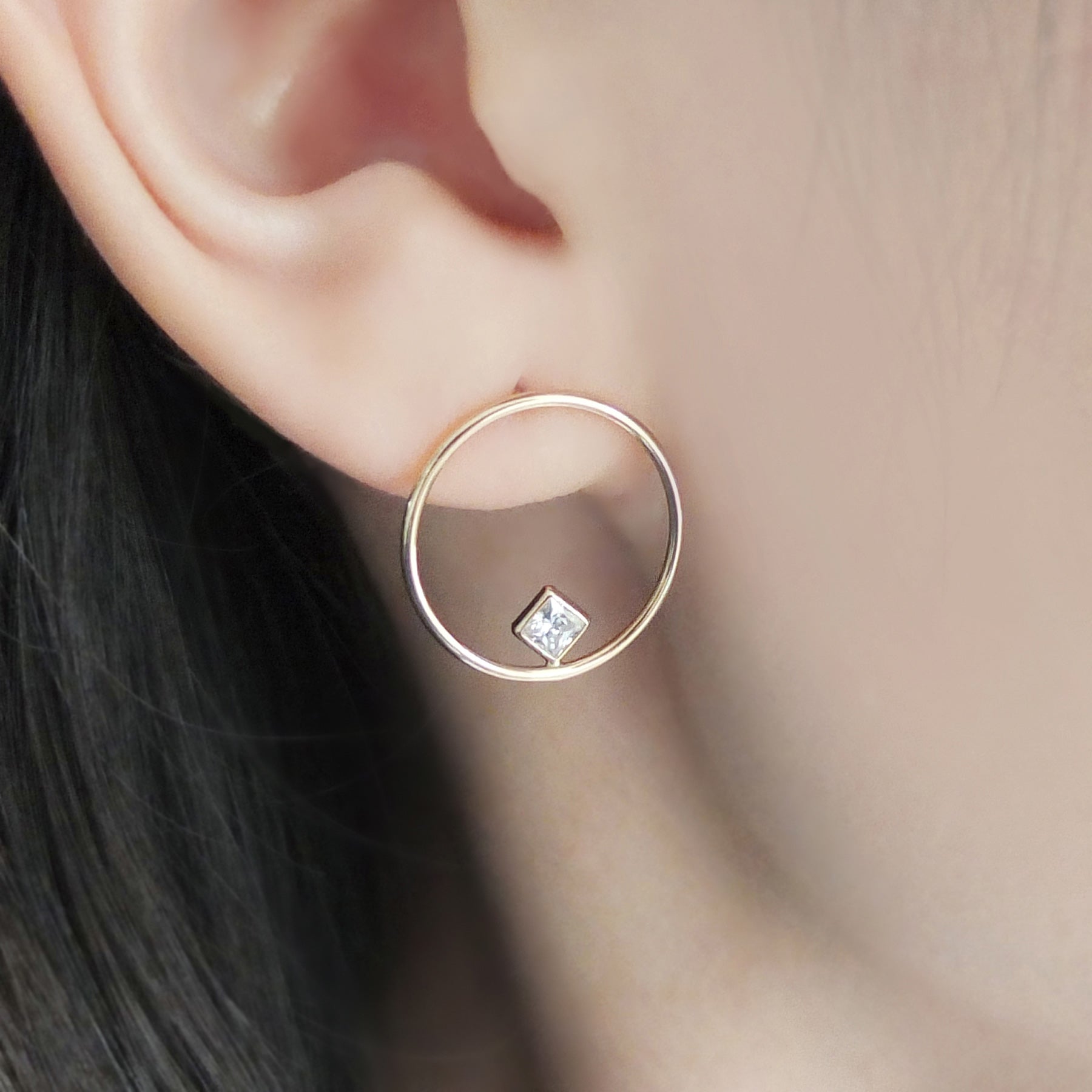 18K / 10K Yellow Gold Cubic Zirconia Circle Earrings - Model Image