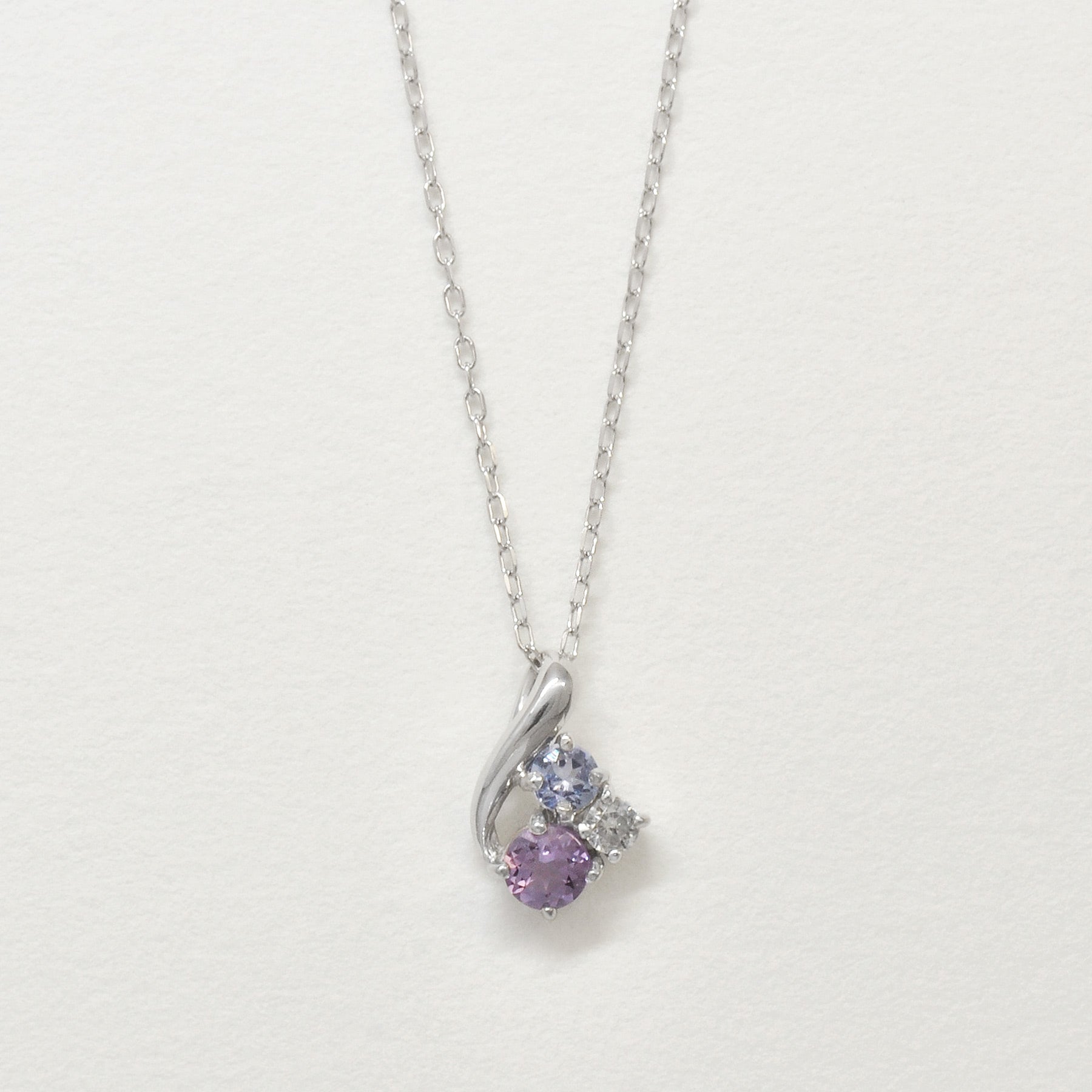 10K White Gold Tanzanite Twisted Necklace - Product Image