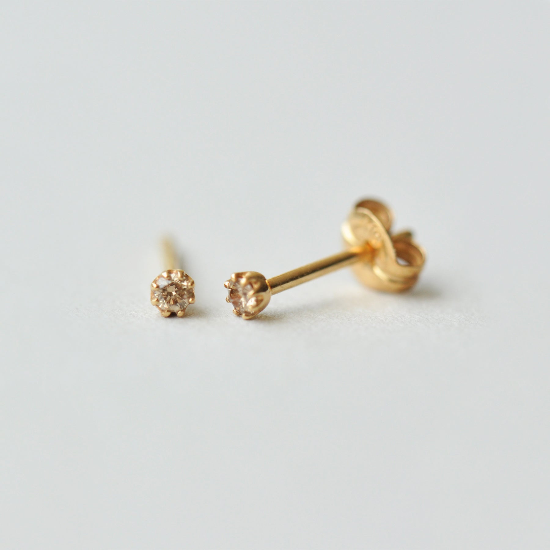 [Second Earrings] 18K Yellow Gold Brown Diamond Earrings - Product Image