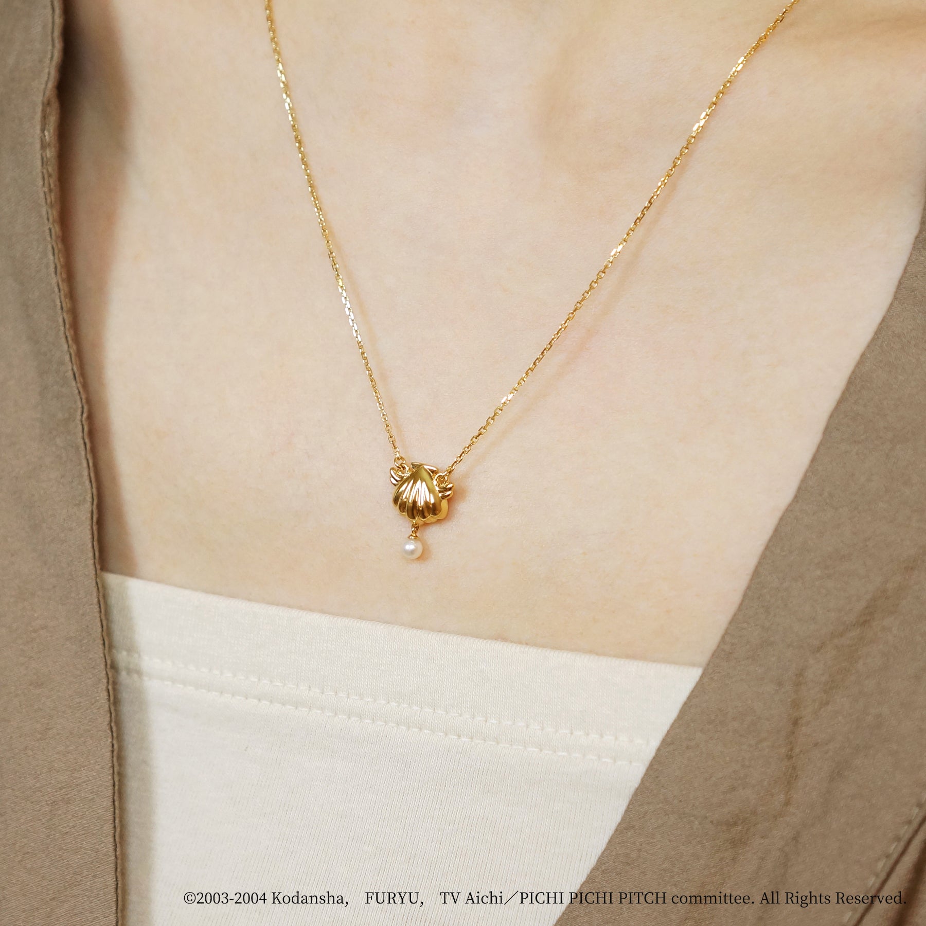 Mermaid Melody Pichi Pichi Pitch - Reversible Necklace (Rina Toin) - Model Image